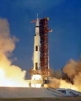 Apollo_11_Launch_-_GPN-2000-000630
