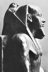 Khafre-statue-god-shape-Horus-Egyptian-Museum