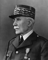 Philippe_Pétain_(cropped)