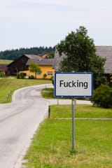 City_limit_sign_of_Fucking,_Austria