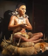 Southwest_Sweden_hunter-gatherer_Burial_XXII_(5000_BCE,_reconstruction,_Trelleborg_Museum)