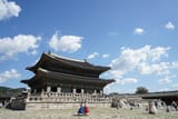2560px-Geunjeongjeon_2018-09-05_01