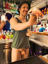 NoPantsBartender
