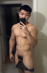 dick-pic-describe-me-in-one-word-pls-be-honest-3-v0-uxum4t9uqc6f1