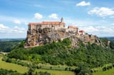 Burg_Riegersburg_Westseite_Foto_Ferder
