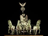 brandenburg gate night horses