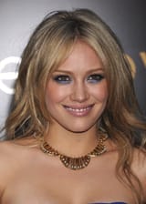 66361183_58683_celebrity_city_tlfan_hilary_duff_691_122_662lo