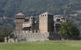 Castello_di_Fenis-16
