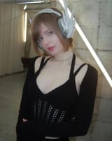 ellaheadphones2