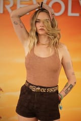 cara-delevingne-19.jpg.b7e39ddbc6161be6bf608985e274110a