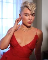 florence-pugh-golden-globe-awards-portrait-january-2024-0