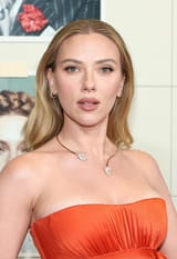 Scarlett_Johansson_at_The_Phoenician_Scheme__premiere_in_New_York_05-28-2025__1_