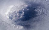 2003_09_13 111800 Hurricane_Isabel_eye_from_ISS_(edit_1)
