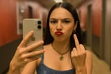 20250601_0655_Backstage Selfie Gesture_remix_01jwnj1zd2e7brhz6rp0a2qzks