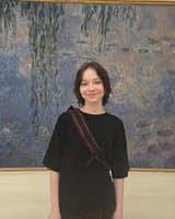 emma-in-front-of-the-water-lilies-morning-with-weeping-v0-eil3nkbrofxe1