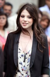 michelle-trachtenberg-today-show-new-york-city-hq-05