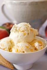 peach ice cream