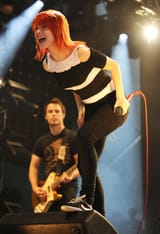 favhayley-williams-2650x3885-wallpaper-822038