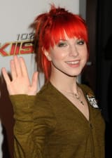 05-12-10-KIIS-FM-s-Jingle-Ball-2010-Arrivals-HQ-hayley-williams-17501190-1829-2560