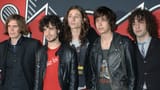 200410081449-the-strokes-2006-file