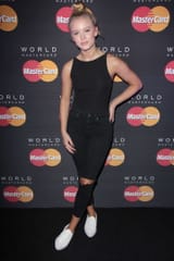 Zara-Larsson-Blonde-Swedish-Celebrity-Singer-2016-Grammys-Radio-Row-Day-2--03