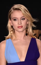 Zara-Larsson-Blonde-Swedish-Celebrity-Singer-2017-MTV-Movie-And-TV-Awards--02