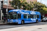 Big_Blue_Bus_(Santa_Monica,_CA)_Route_1_GILLIG_Low_Floor_EV_40&#039;_Santa_Monica_Blvd_@_4th_St._(48942543638)