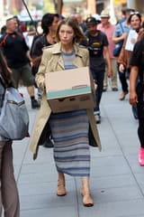 Jessica-Biel-seen-on-the-set-of-her-upcoming-project-The-Better-Sister-in-New-York-City-260824_9y