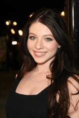 michelle-trachtenberg-cloverfield-movie-premiere-hq-07-1500