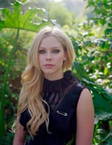 377489642_avril-lavigne-katherine-wolkoff-for-w-magazine-2007_001