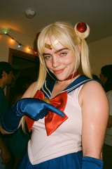 20250616_1907_Billie Eilish Sailor Moon_simple_compose_01jxxfvegbfdd8r8yzqjggdzpk