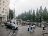 Pyongyang_2012_in_front_of_Yongwang_metro_station_2
