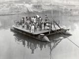 pontoon raft