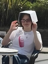 GvFij6OWoAAmVfy