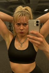 20250706_2301_Glittery Gym Pose_remix_01jzhd7d42eg3sgkc4h9xtawz5