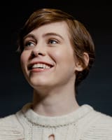 sophia-lillis-photoshoot-2020-5