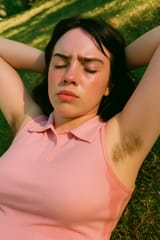 20250709_1805_Billie on Grass_simple_compose_01jzrkh440etttn1q100rsem5p