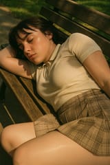 20250709_1732_Billie on Park Bench_simple_compose_01jzrhkdygfast82yyzqcdd6ck
