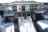 Airbus_A380_digital glass cockpit
