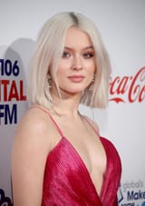 Zara-Larsson-Blonde-Swedish-Celebrity-Singer-capital-radio-jingle-bell-ball-2018-in-london-10