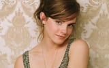 emma-watson-actress-women-celebrity-auburn-hair-looking-at-viewer-portrait