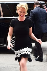 katherine-heigl-arrives-at-the-chew-in-new-york-04-20-2017_10