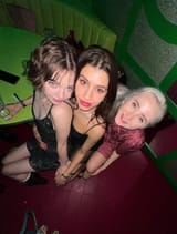 Hoes
