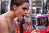 Emma-Watson-111km74J1y