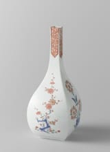 Kakiemon square bottle with plums and stylized flowers, Edo period