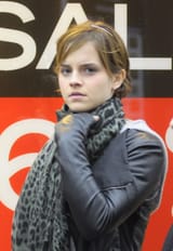emma-watson-scarf-princess-3
