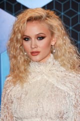 Zara-Larsson-Blonde-Swedish-Celebrity-Singer-mtv-europe-music-awards-in-rotterdam-11-6-2016-1