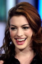 Anne-Hathaway-4630