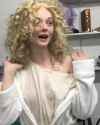 elle-golden-tresses_thumb.jpg