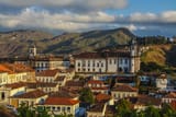 960px-Conjunto_arquitetônico_e_urbanístico_de_Ouro_Preto (1)
